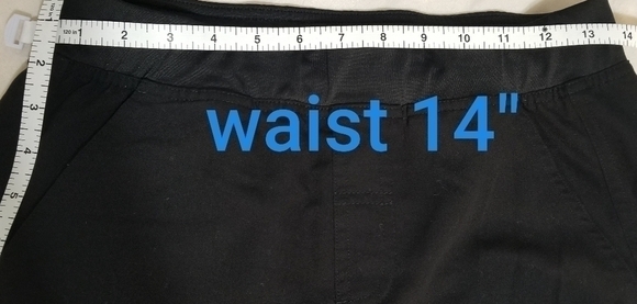 FIGS Axim Cargo Scrub Pants, Color  Black, Size S. - Picture 6 of 8